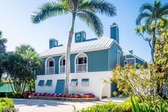 374 14th AVE S, Naples, FL 34102