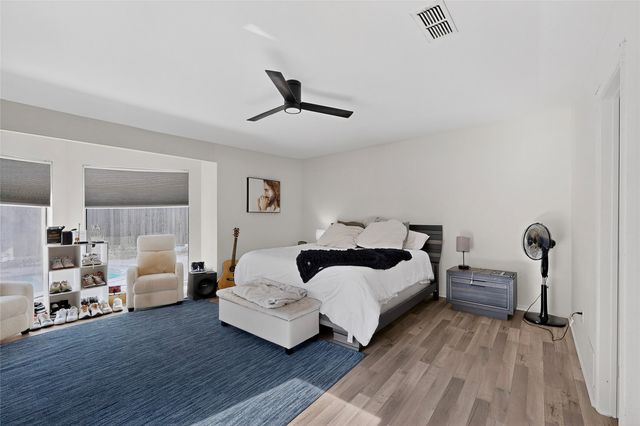 3900 N Shadycreek Drive, Arlington, TX 76013