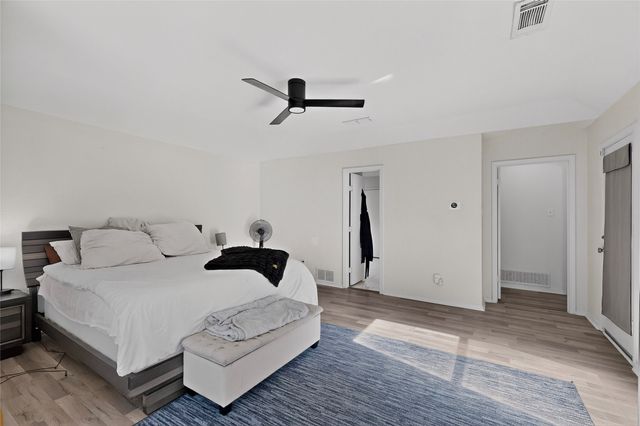 3900 N Shadycreek Drive, Arlington, TX 76013