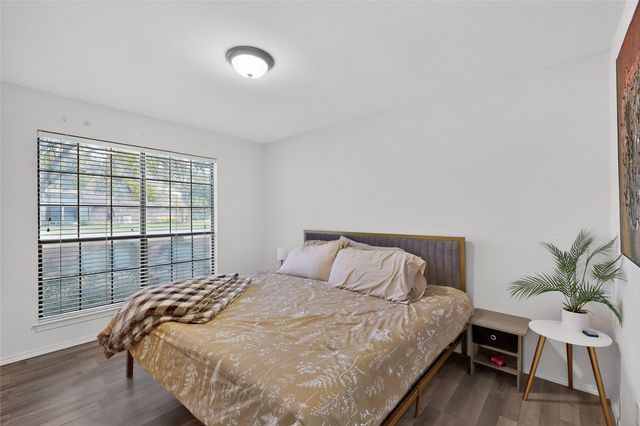 3900 N Shadycreek Drive, Arlington, TX 76013