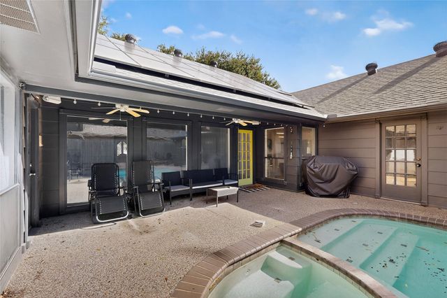 3900 N Shadycreek Drive, Arlington, TX 76013