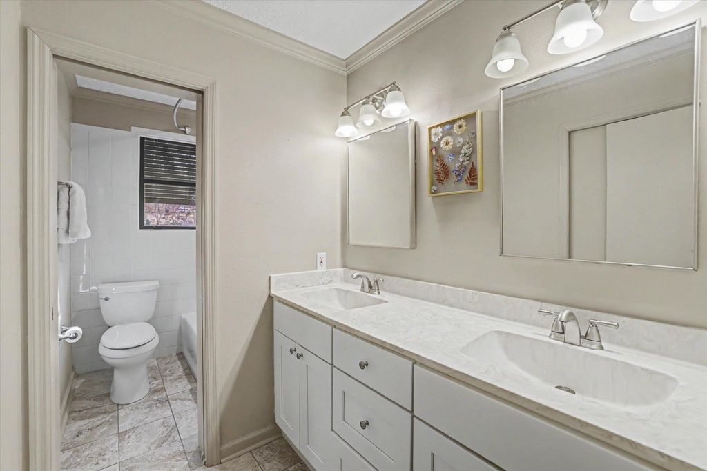 Image 37 of property listing at 439 BEAVER LAKE Road, Tallahassee, FL 32312