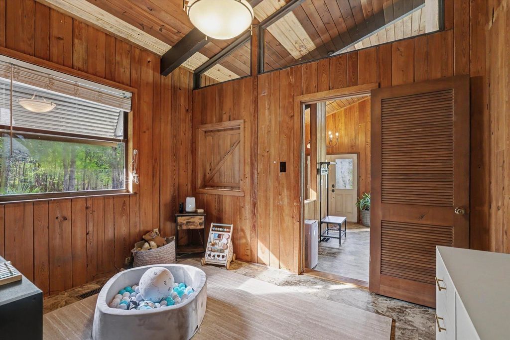 Image 44 of property listing at 439 BEAVER LAKE Road, Tallahassee, FL 32312