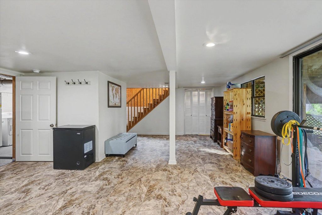 Image 49 of property listing at 439 BEAVER LAKE Road, Tallahassee, FL 32312