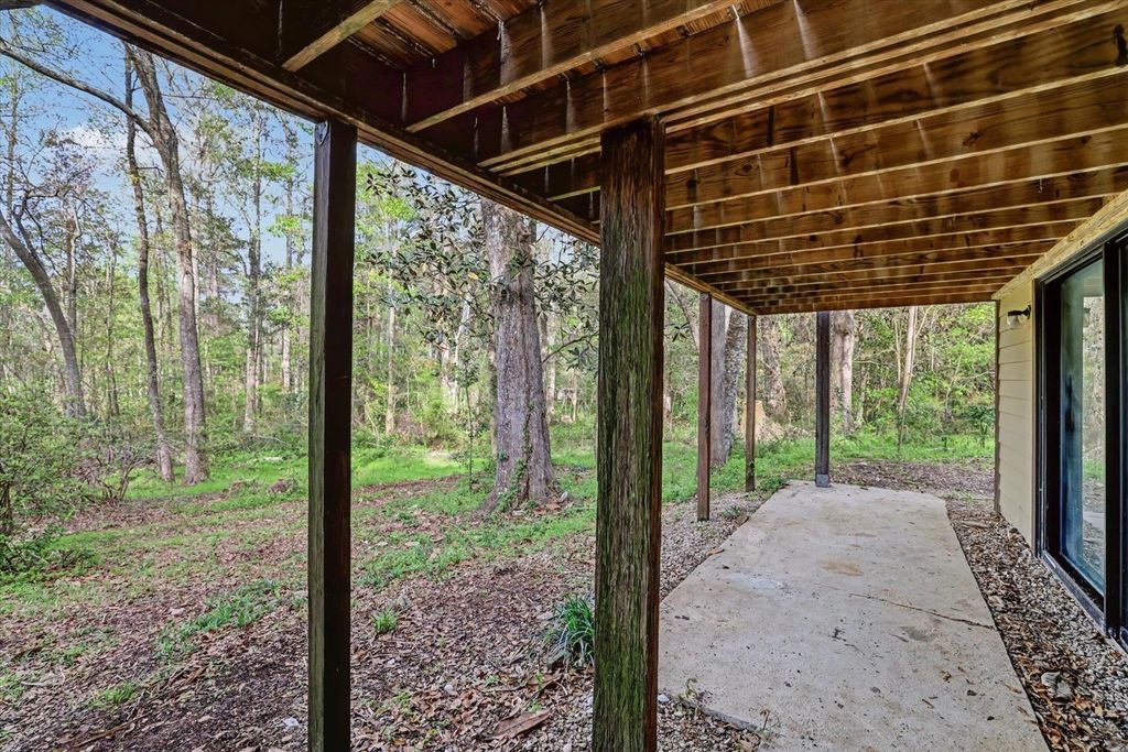 Image 59 of property listing at 439 BEAVER LAKE Road, Tallahassee, FL 32312