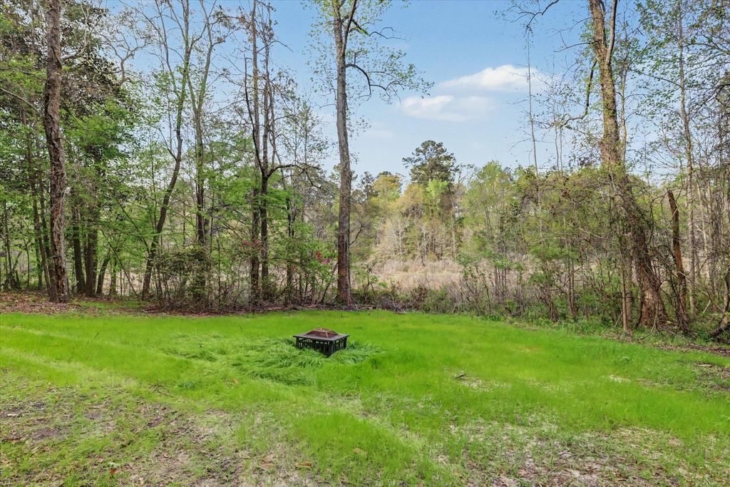 Image 64 of property listing at 439 BEAVER LAKE Road, Tallahassee, FL 32312