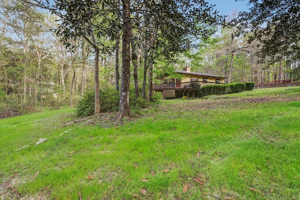 Image 66 of property listing at 439 BEAVER LAKE Road, Tallahassee, FL 32312