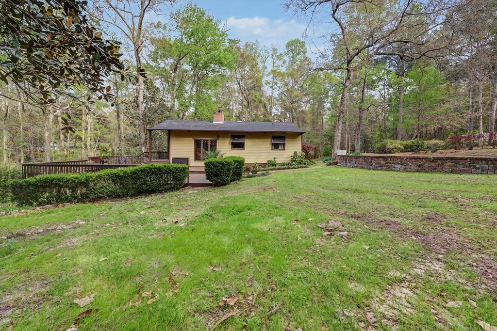 Image 67 of property listing at 439 BEAVER LAKE Road, Tallahassee, FL 32312