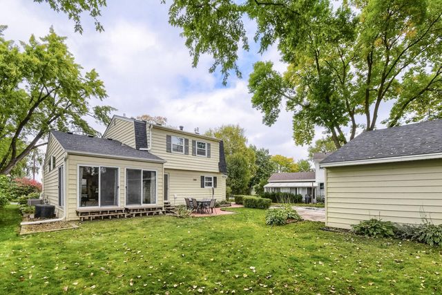 1417 18th Street NW, New Brighton, MN 55112