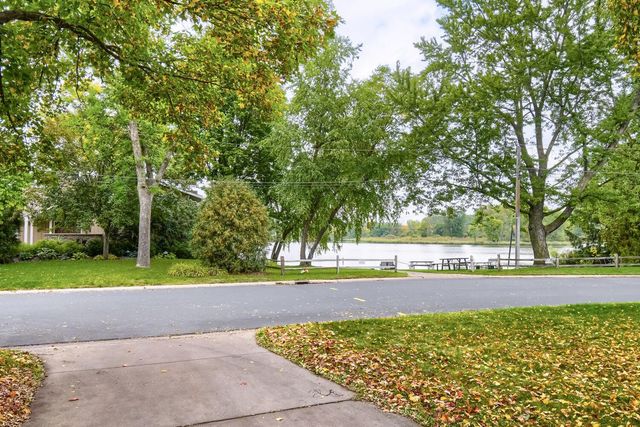 1417 18th Street NW, New Brighton, MN 55112