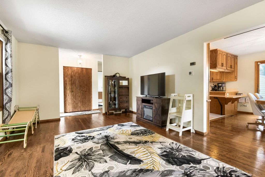 1417 18th Street NW, New Brighton, MN 55112 — photo 5