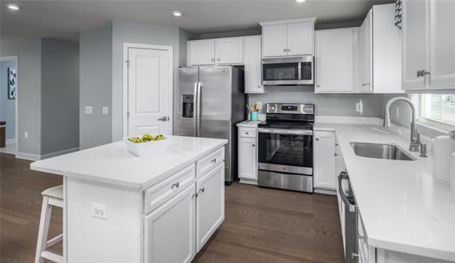 5106 Bentgrass Drive, Hempfield Twp, PA 15601