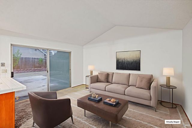 500 Asbury Ln, Fairfield, CA 94533