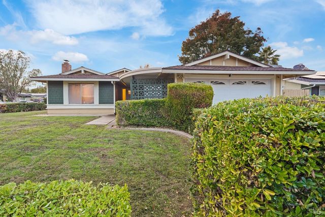 500 Asbury Ln, Fairfield, CA 94533