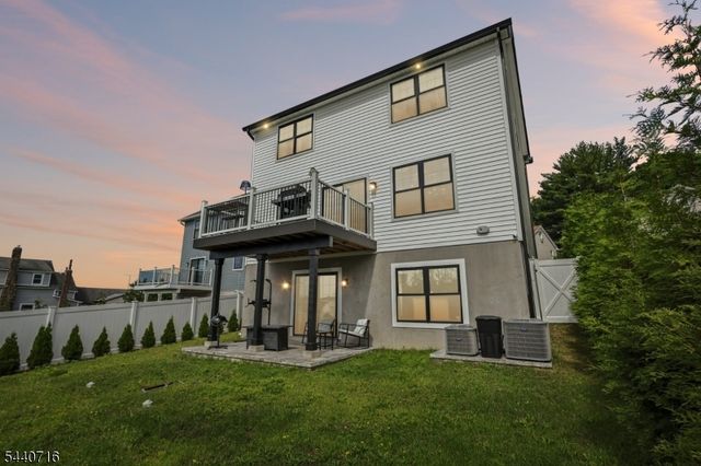 217 Liberty St, Boonton Town, NJ 07005