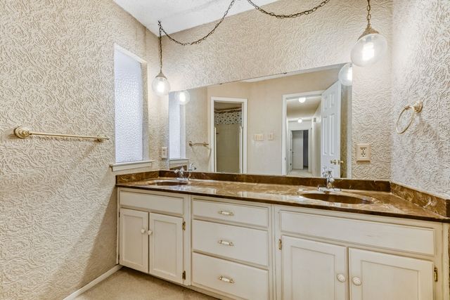 3633 Billie Faye Drive, North Richland Hills, TX 76180