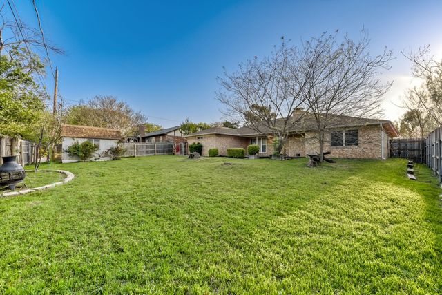 3633 Billie Faye Drive, North Richland Hills, TX 76180