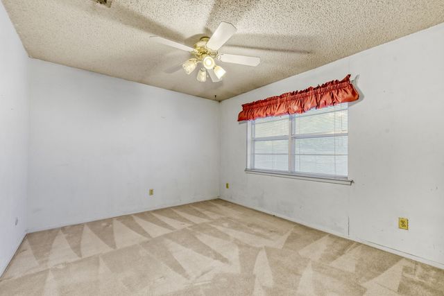 3633 Billie Faye Drive, North Richland Hills, TX 76180