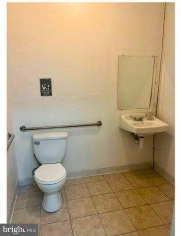 433 N 7TH ST, Camden, NJ 08102