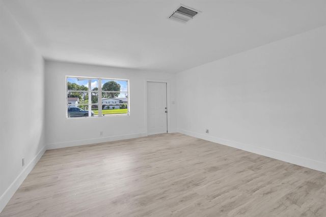 4911 NW 16th Street, Lauderhill, FL 33313