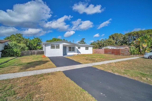 4911 NW 16th Street, Lauderhill, FL 33313