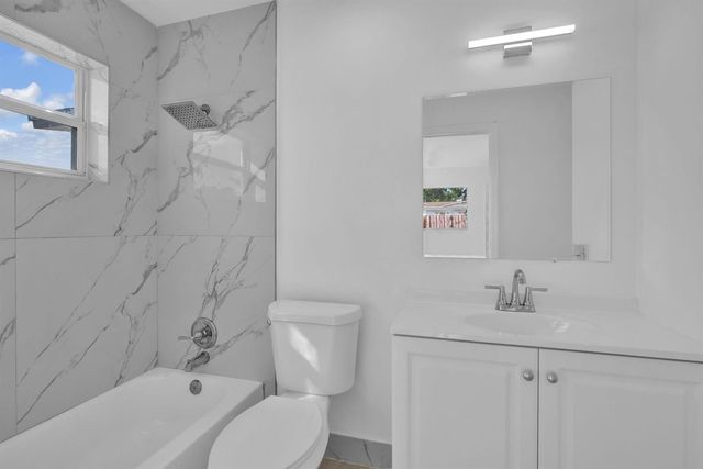 4911 NW 16th Street, Lauderhill, FL 33313