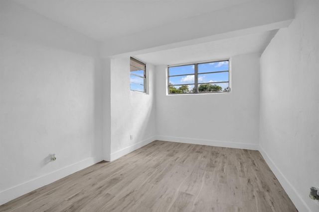 4911 NW 16th Street, Lauderhill, FL 33313