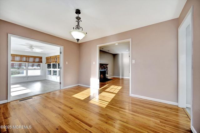 539 Summit Drive, Point Pleasant, NJ 08742