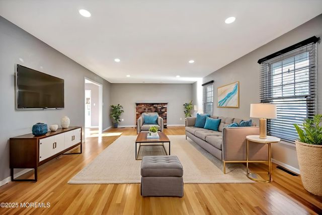 539 Summit Drive, Point Pleasant, NJ 08742