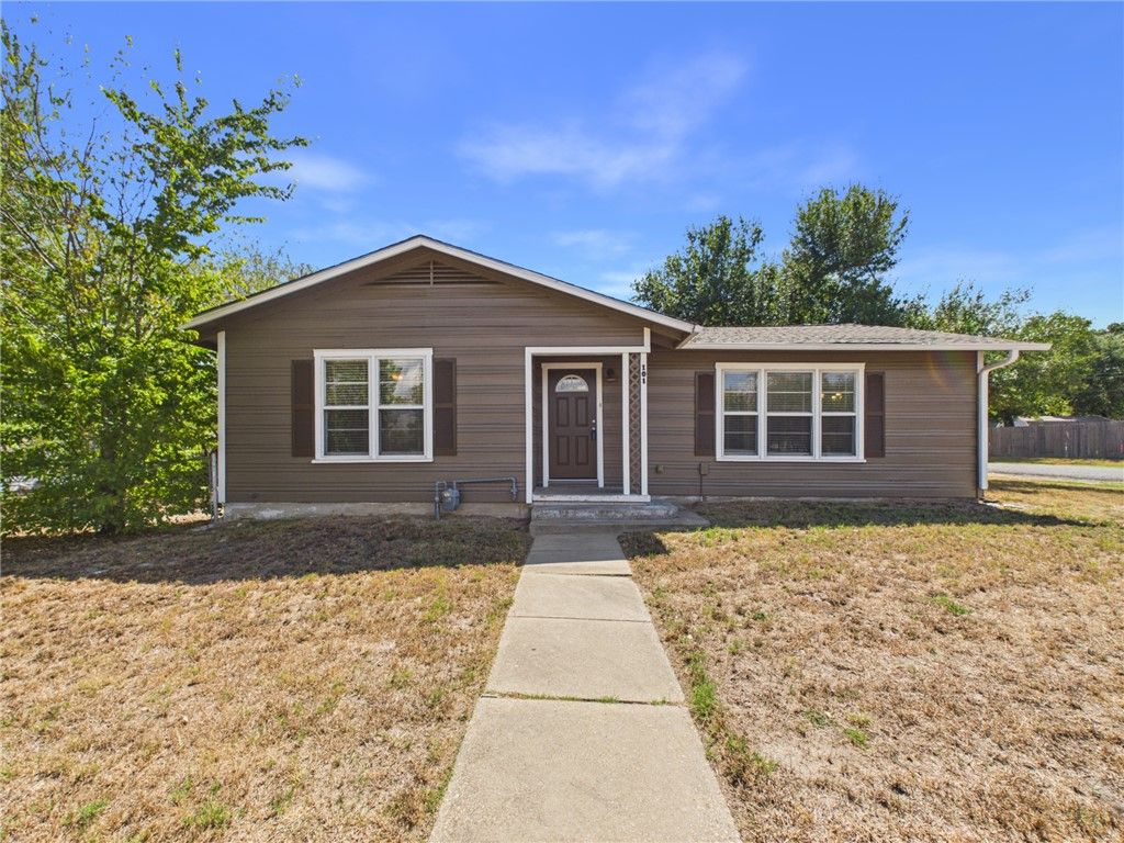 101 North Brown Street, Bryan, TX 77802 — exterior