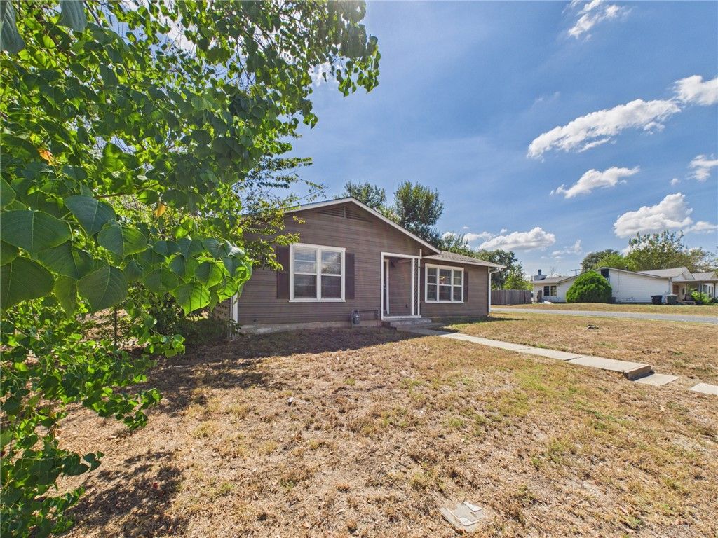 101 North Brown Street, Bryan, TX 77802 — photo 2