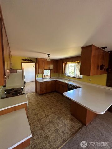 14428 31st Avenue S, Seatac, WA 98168