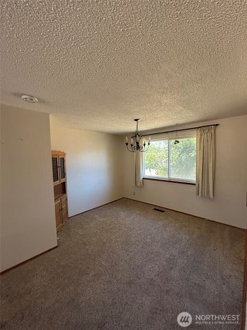 14428 31st Avenue S, Seatac, WA 98168