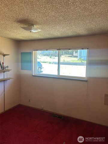 14428 31st Avenue S, Seatac, WA 98168