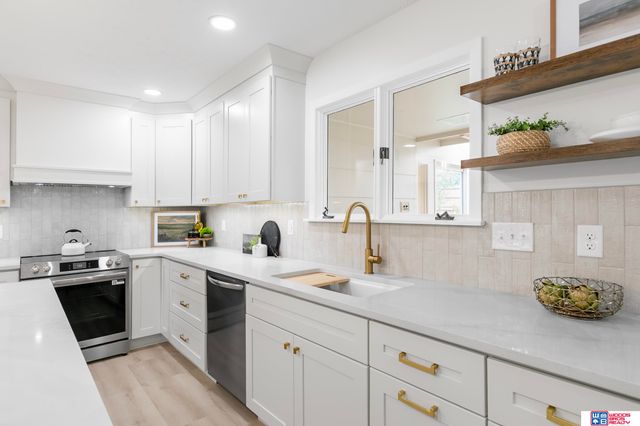 8010 Talbot Trail, Lincoln, NE 68506