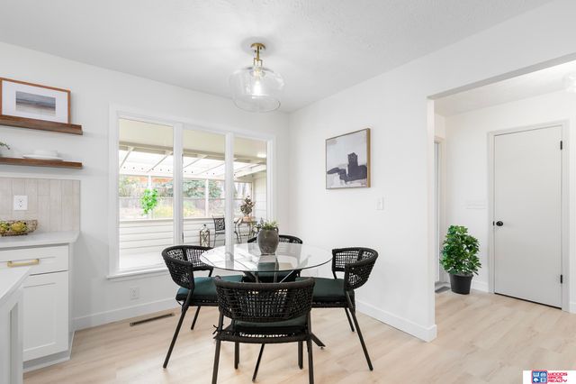 8010 Talbot Trail, Lincoln, NE 68506