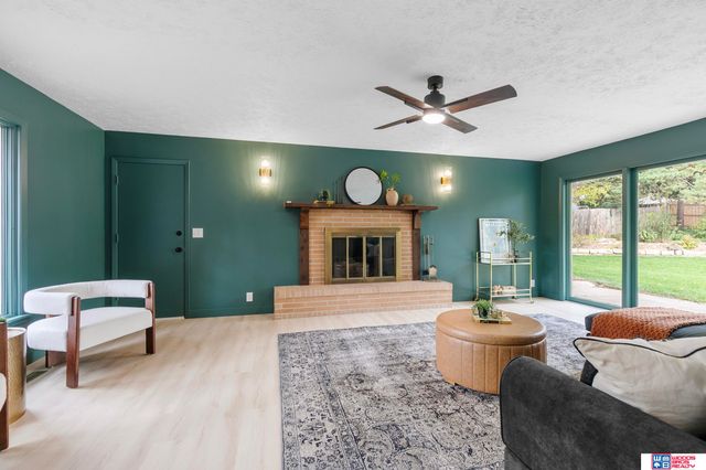 8010 Talbot Trail, Lincoln, NE 68506