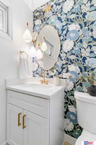 8010 Talbot Trail, Lincoln, NE 68506