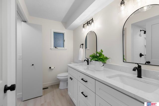 8010 Talbot Trail, Lincoln, NE 68506