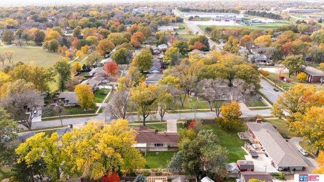 8010 Talbot Trail, Lincoln, NE 68506