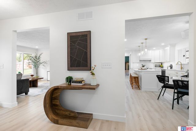 8010 Talbot Trail, Lincoln, NE 68506