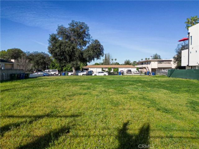 5922 Lemp, North Hollywood, CA 91601
