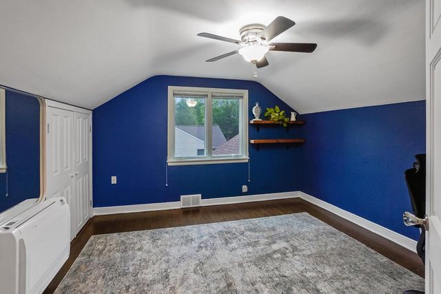 12001 W Underwood PARKWAY, Wauwatosa, WI 53226