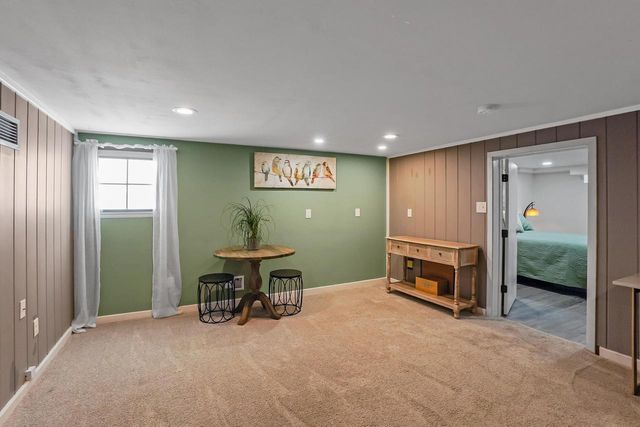 12001 W Underwood PARKWAY, Wauwatosa, WI 53226