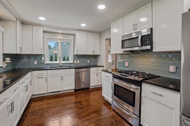 12001 W Underwood PARKWAY, Wauwatosa, WI 53226