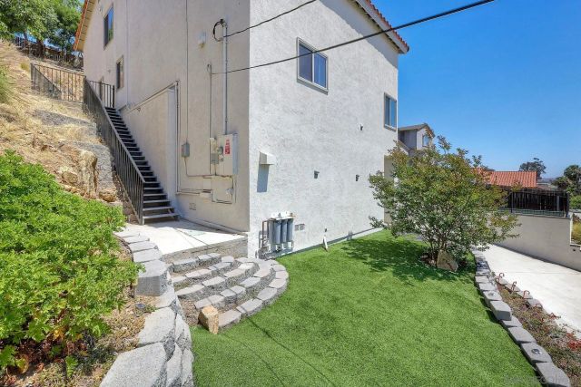 1329 Portola Ave, Spring Valley, CA 91977