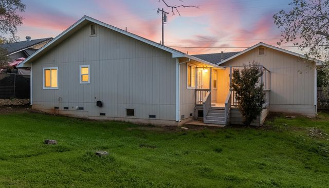 19530 Wildwood Place, Cottonwood, CA 96022