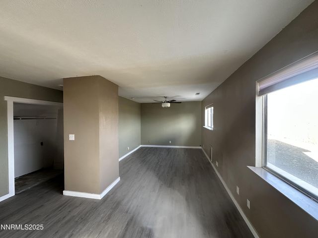 7710 Cheyenne Trail, Stagecoach, NV 89429