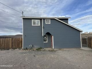 7710 Cheyenne Trail, Stagecoach, NV 89429
