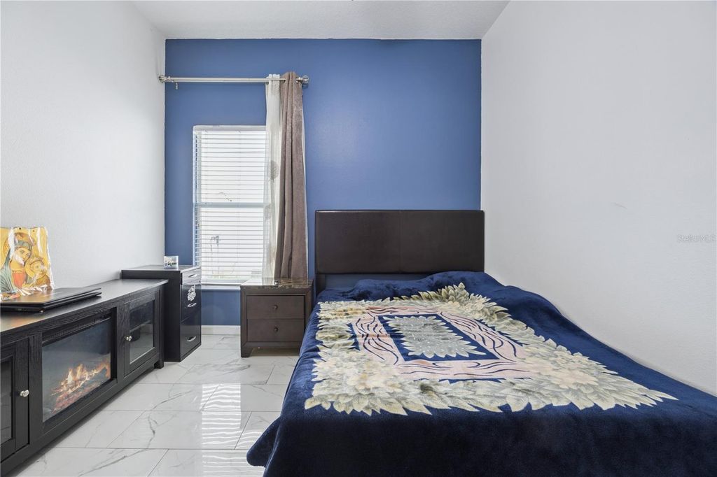 Image 27 of property listing at 10802 ARBOR VIEW BOULEVARD, Orlando, FL 32825